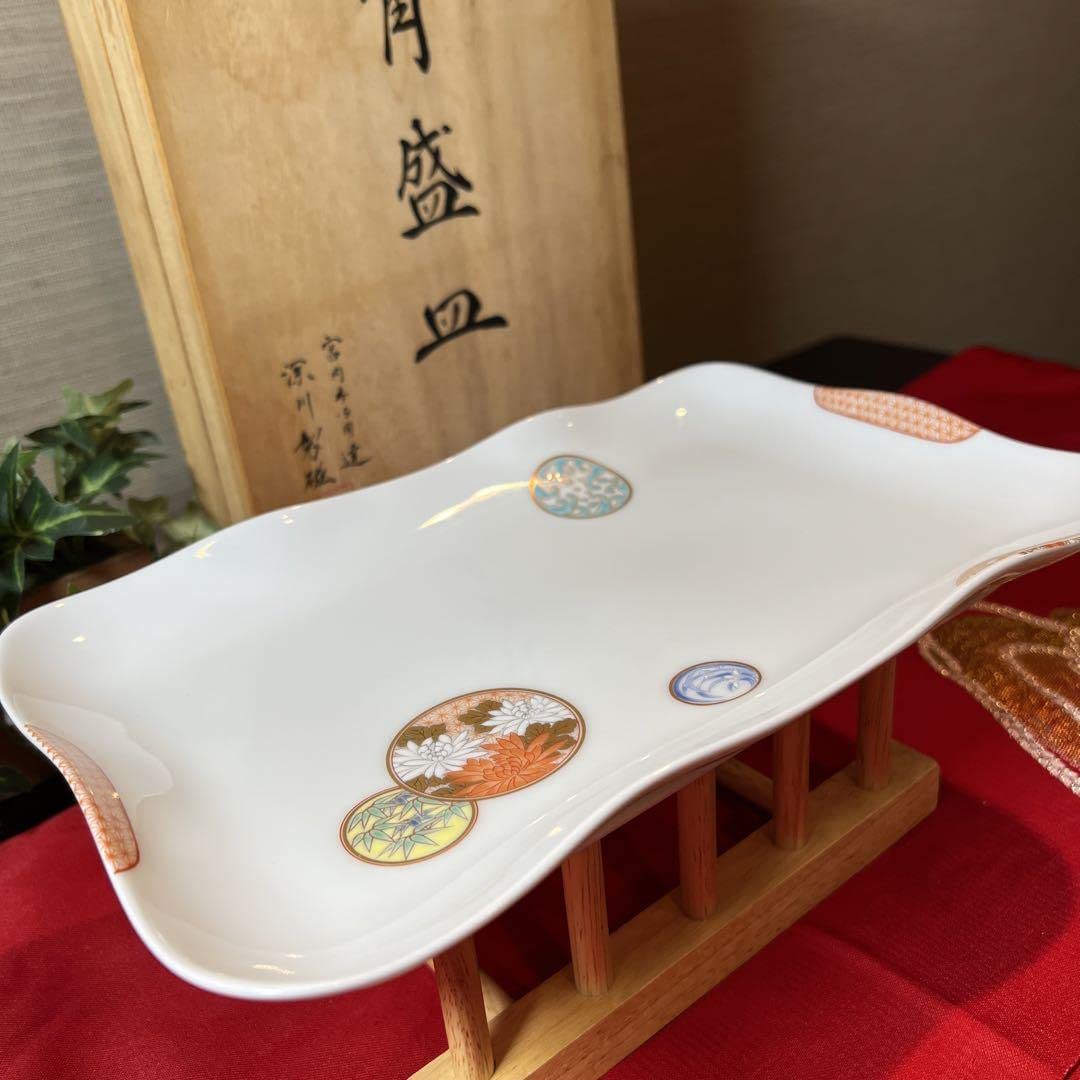 深川製磁 平皿 宮内庁御用達 Amazon | 宮内庁御用達 深川製磁 月見うさぎ グラタン皿 カレー